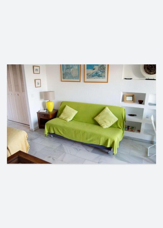 Espectacular Apartamento En Primera Linea De Playa Benalmádena Exteriör bild